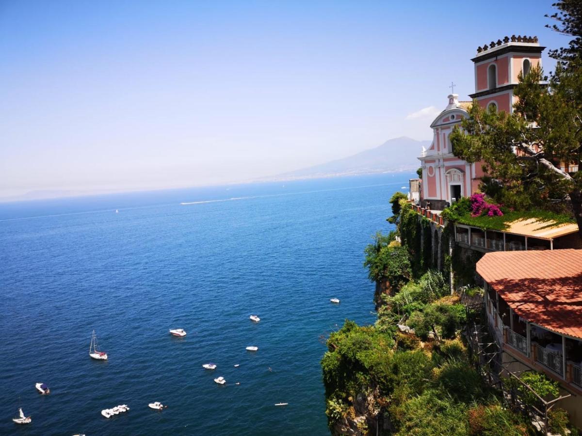 Vittoria Luxury Suite Vico Equense Exterior photo